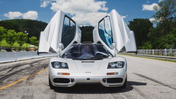 1995 McLaren F1 Doors Open from Front